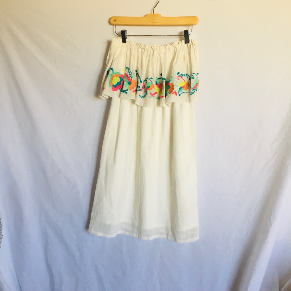 Missy Robertson strapless dress